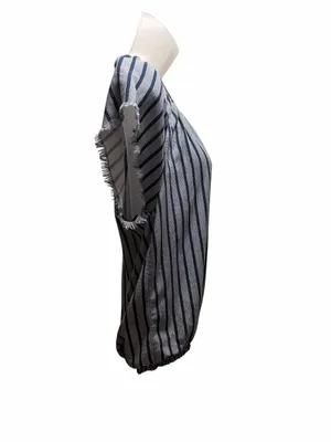 Carve Designs Ladies Navy Stripe Rayon Blouse Size Small thumbnail 3