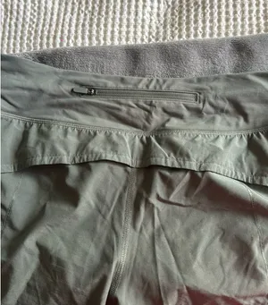 Lululemon Shorts 2.5" thumbnail 3