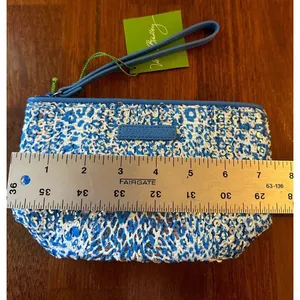 VERA BRADLEY Mesh Sequin Wristlet Purse Camocat Blue Sparkly Animal Print NEW thumbnail 4