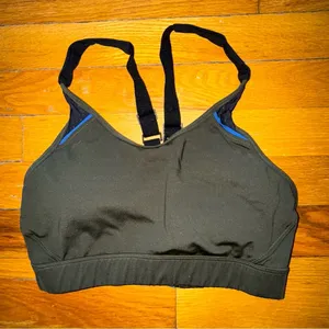 THE UPSIDE Revolve Sports Bra Green Black Small‎ thumbnail 1