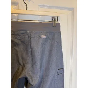 FIGS Technical Collection Kade Cargo Graphite Grey Scrub Pants Size XS T21004 thumbnail 6