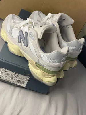 Mens New Balance 9060 sneakers shoes size 7 thumbnail 4