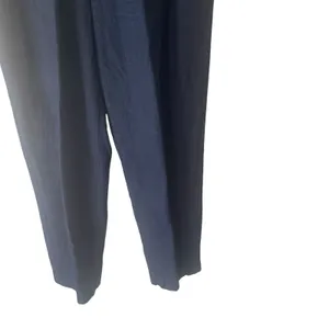 Levi's Silvertab Vintage Women's Size 12‎ Blue High Rise Barrel Jeans thumbnail 3