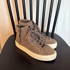 Ugg Ollie high top grey suede sneakers size 8 thumbnail 3