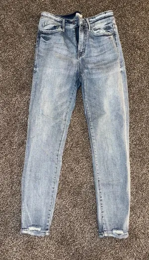 Skinny Blue Jeans thumbnail 1
