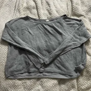 Garage L/4 grey knitted cropped long sleeve thumbnail 1