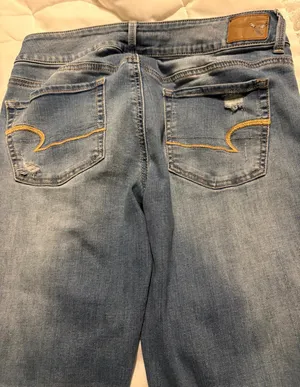 American Eagle Cropped Jeans thumbnail 5
