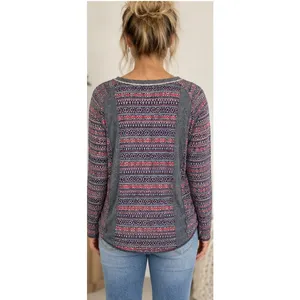The Nines Women’s Size Medium Blue Red Geometric Print Long Sleeve Sweater thumbnail 2