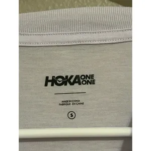 Hoka Global Run Day GlideTech Short Sleeve Crewneck T Shirt Women’s Size Small thumbnail 8