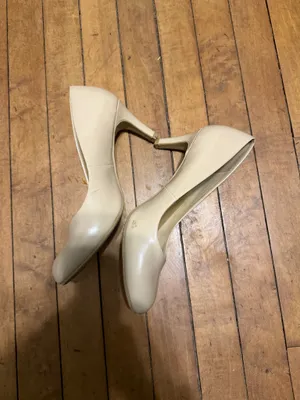 nude heels Tan Size 8.5 thumbnail 3