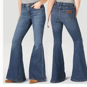 Wrangler retro women’s flare western jeans size 25X30 cowgirl rodeo jeans NWT thumbnail 2
