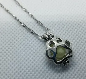NWT Fashion Jewelry Paw Print Necklace thumbnail 5