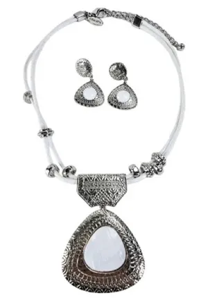 Chico's Necklace & Earrings Mother of Pearl Jewelry Set thumbnail 1