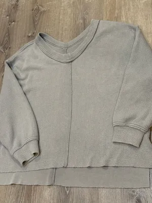 Aerie Wonder Textured V-Neck Sweatshirt Grey Size Large thumbnail 4