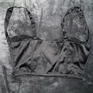 Princess Polly Leonara Top in Black Size 2 thumbnail 11