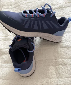 High Sierra Women’s Trail Sneakers size 9 thumbnail 1