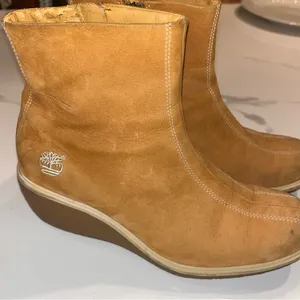 Timberland Genuine Leather Tan Wedge Boots 7.5 thumbnail 2