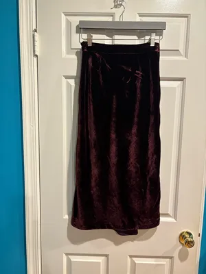 Anthropologie Maeve Velvet Midi Skirt w slit sz 2 rich plum thumbnail 3
