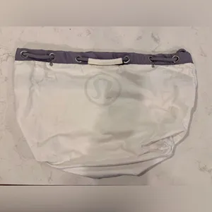 Lululemon Athletica Black and Grey Gym or Beach Tote thumbnail 6