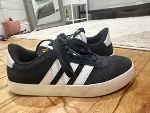 Women’s Adidas VL Court 3.0 Sneakers thumbnail 5