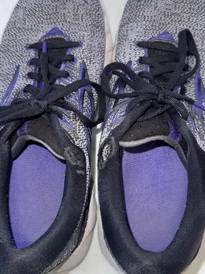 Brooks Gray and Purple Women's Running Shoes thumbnail 3