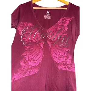 Hurley Y2K Deep Scoop V Neck Size Large Red Logo Short Sleeve Distressed ~Flawed thumbnail 2