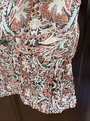 EUC Anthropologie Ruffled Smocked Surplice Top Floral Size Medium thumbnail 10
