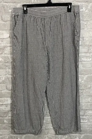 Old Navy High Rise Grey Striped Linen Wide Leg Pants thumbnail 1