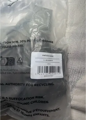 Gymshark green shorts size small thumbnail 4