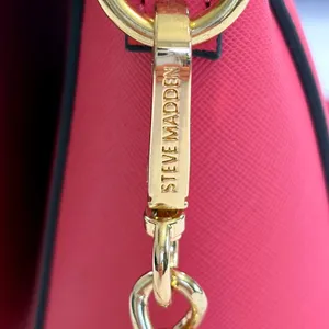 Steve Madden Pink Melodie Crossbody Bag Gold SM Logo Flap Messenger Purse 9"x7"‎ thumbnail 7