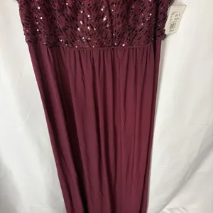 Davids Bridal DB Studio Spaghetti Strap Sequin Bodice Formal Dress Sz 18 Merlot thumbnail 4