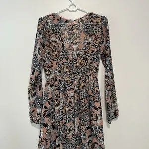 For‎ Love & Lemons Grace Maxi Dress in Nude Floral Size Small thumbnail 12