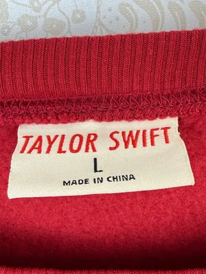 Taylor Swift Red (Taylor's Version) "Swiftie" Crewneck Sweatshirt - Size - Large thumbnail 4