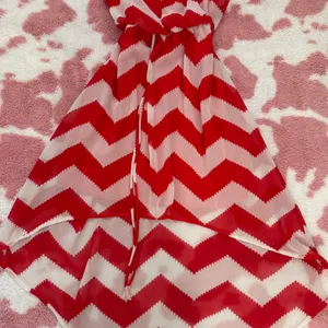 Red & White Chevron Strapless High-Low Dress 💋 Flowy Chiffon Summer Babe Mini Maxi | Size S thumbnail 4