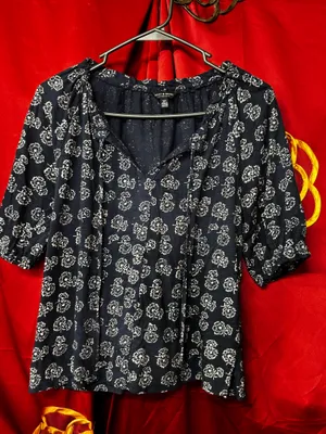 Women’s Lucky Brand Top thumbnail 1