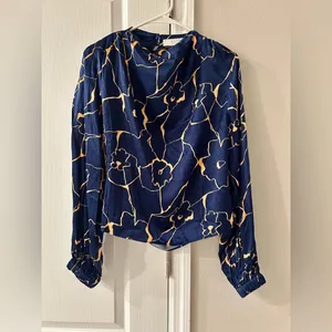 NWT | ASTR the Label | Veronica Cutout Cowl Neck Long Sleeve Satin Blouse Top thumbnail 4