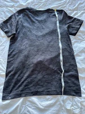 Lululemon athletica women’s breeze by polar spots titanium/black short sleeve thumbnail 11