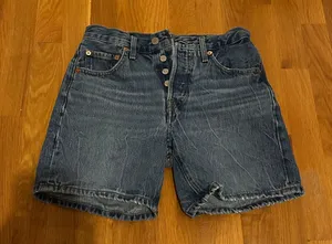Levi’s 501 Shorts thumbnail 1