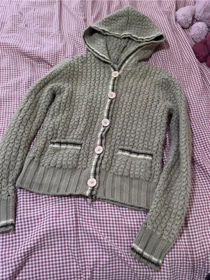 Y2K Tan Knit Button thumbnail 3