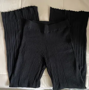 Women's Black Ribbed Pants Size M thumbnail 3