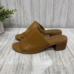 Womens Size 6.5 Frye Leather Slip On Sandals EUC thumbnail 3