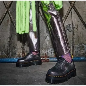 Dr. Martens Boots Women’s Metallic Leather Faux Fur Lined Platform Oxford 10 thumbnail 9