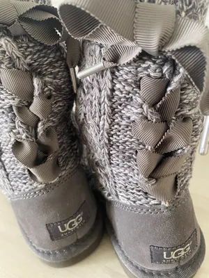 UGG Australia Isla Cable Knot Grey Bootie Sweater Boots Women’s Sz 6 thumbnail 3