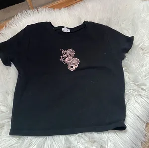 Black Size M thumbnail 1