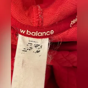 New Balance Women's Quilted Red Heat Cropped Hoodie Sweater Size‎ L thumbnail 6