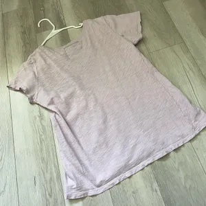 American Eagle Tshirt vneck sequin embroidered short sleeve womens Purple xlarge thumbnail 4