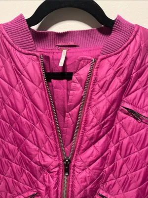 FREE PEOPLE Easy Quilted Bomber Jacket Pink Fuchsia Cropped Zip, Size M thumbnail 4