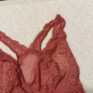 Victoria’s Secret Pink Lace Racer back Bralette Women’s Sz M Medium NWOT thumbnail 4