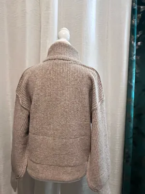 Taupe Turtleneck sweater thumbnail 3
