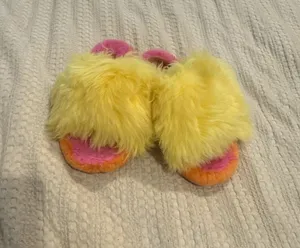 UGG x Sesame Street Big Bird Fluff Yeah Slide Sandals thumbnail 1